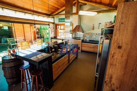 Chácara à venda em Águas de São Pedro, Centro, com 4 quartos, com 1000 m²